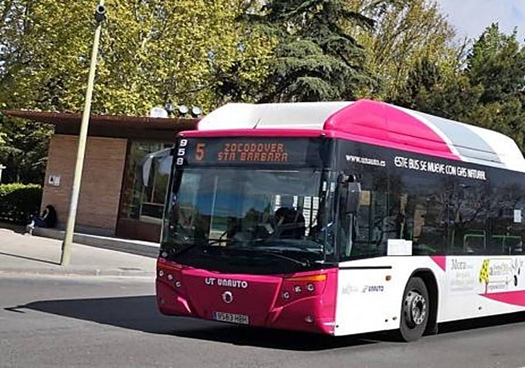 Así quedan las líneas de autobuses por las obras de la calle Esparteros del barrio de Santa Bárbara