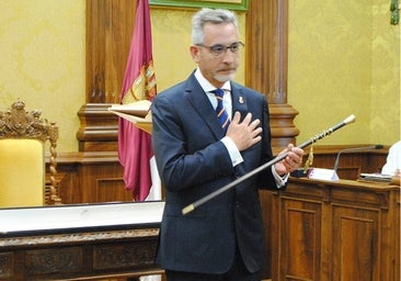 El PP denuncia el «trato vejatorio» del alcalde de Valdepeñas a Cándida Tercero «por ser mujer»