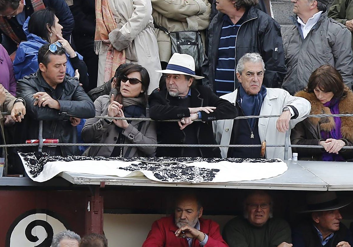 Joaquín Sabina en su coso talismán