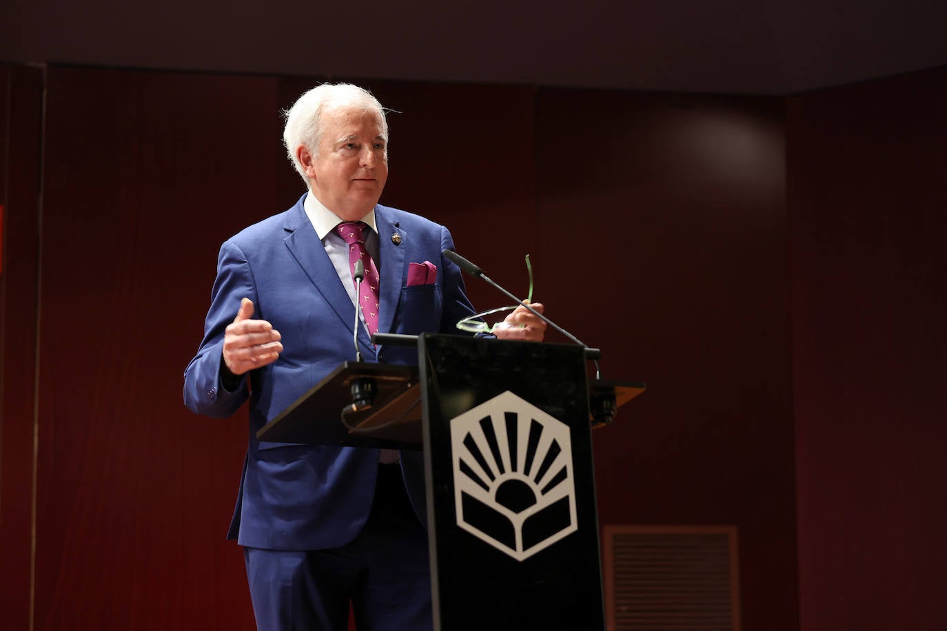 El emotivo homenaje a El Cordobés, en imágenes