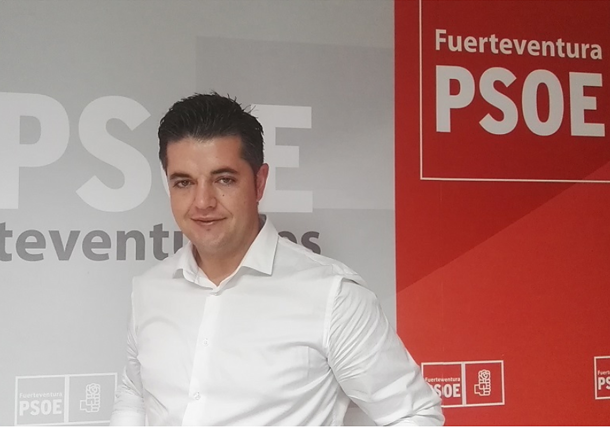 Taishet Fuentes, en la sede del PSOE