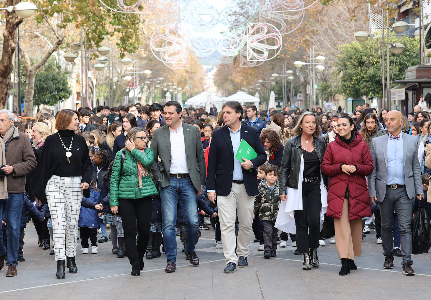 La marcha escolar por el Día del Niño con Cáncer en Córdoba, en imágenes
