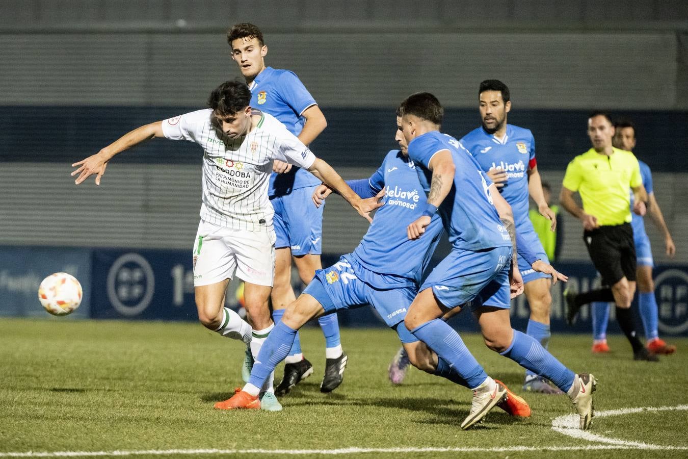 En imágenes, el mazazo del Córdoba CF en Fuenlabrada (2-0)