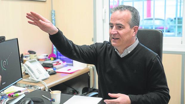 Antonio Deza (Supermercados Deza): «El cliente sabe comprar y ya no es fiel a nadie»