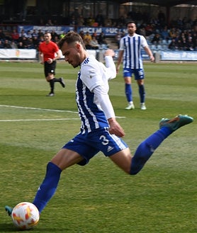 Imagen secundaria 2 - tTres jugadas del partido