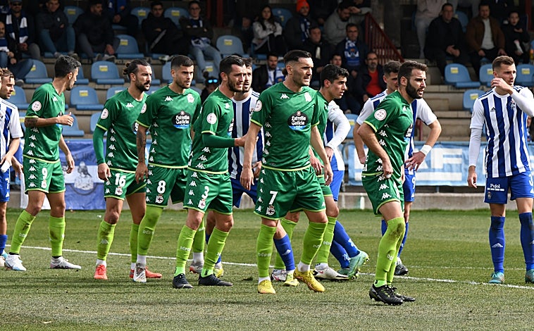 Imagen principal - tTres jugadas del partido