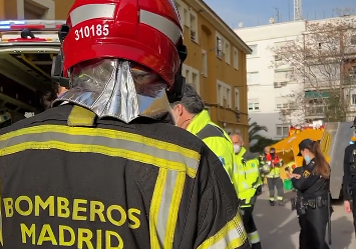 Muere una mujer de 65 años en un incendio de una vivienda en Madrid
