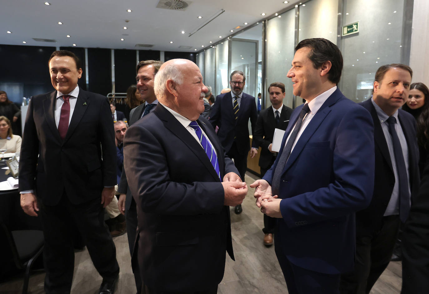 Las mejores imágenes de la conferencia de la consejera de Empleo de la Junta de Andalucía