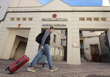 Los hoteles de Córdoba tienen ya llenas dos de cada tres habitaciones para el puente del Día de Andalucía