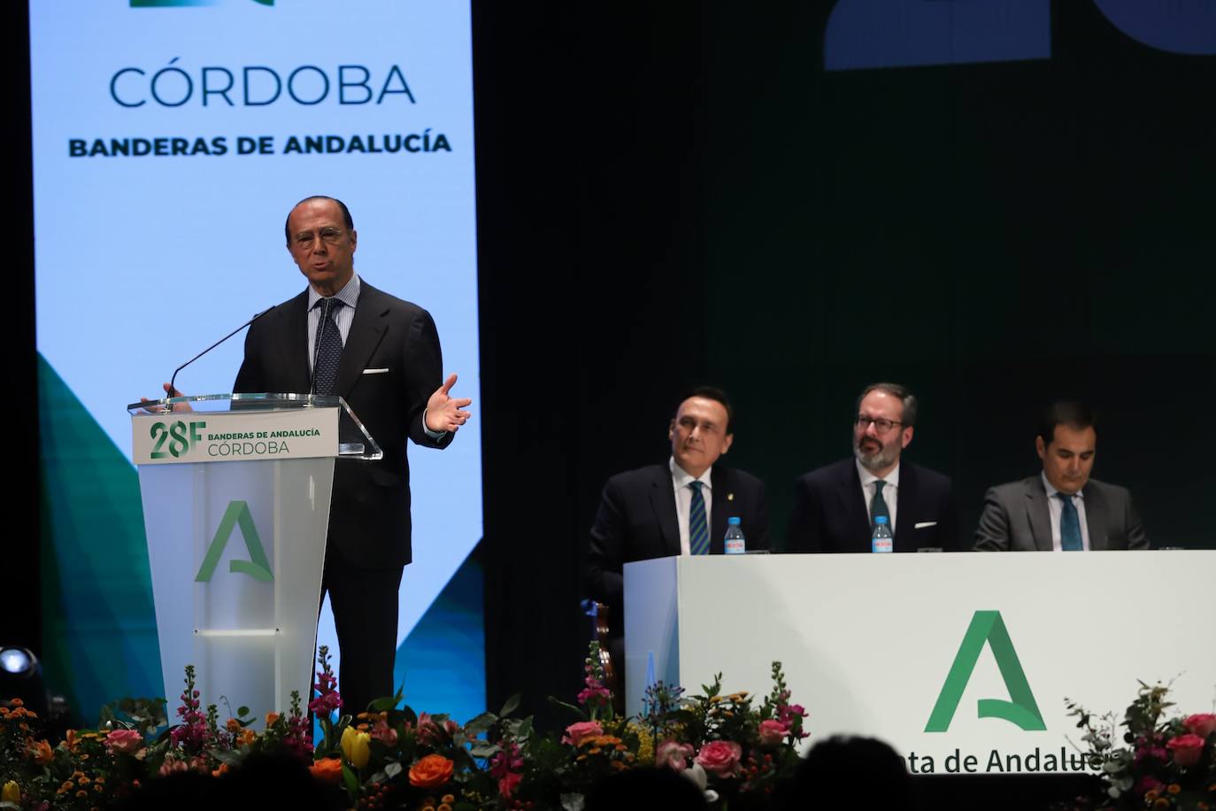 La entrega de las Banderas de Andalucía en Córdoba, en imágenes