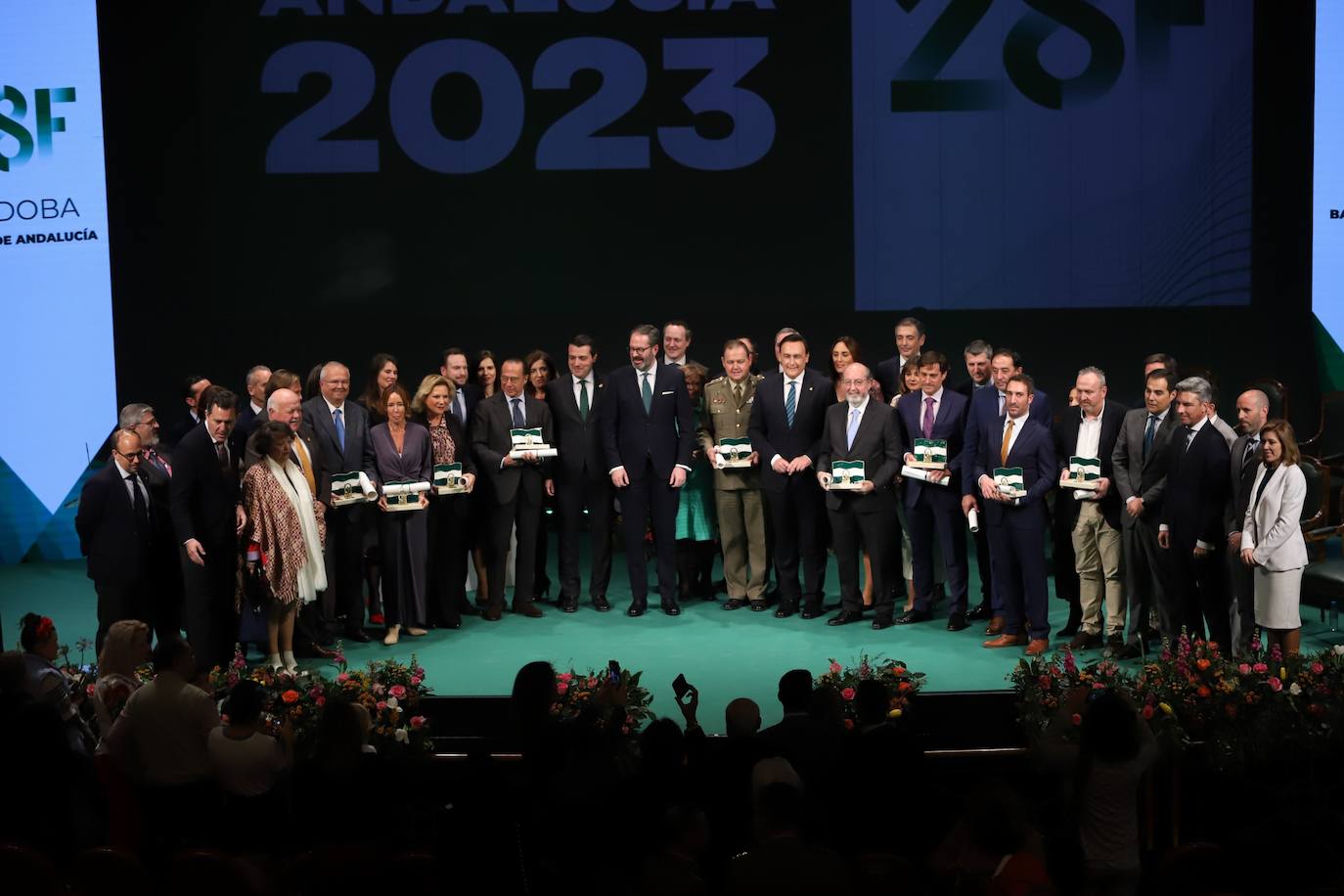 La entrega de las Banderas de Andalucía en Córdoba, en imágenes