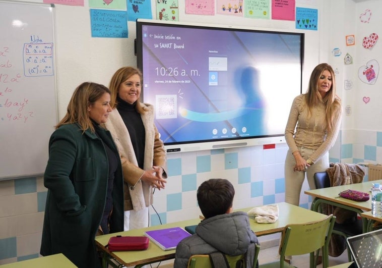 Talavera de la Reina contará el próximo curso con 470 aulas interactivas