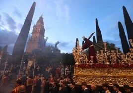 El Vía Crucis de las cofradías con Jesús del Buen Suceso de Córdoba, en imágenes