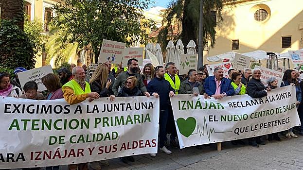 Protesta del PSOE este jueves por el centro de salud de Iznájar