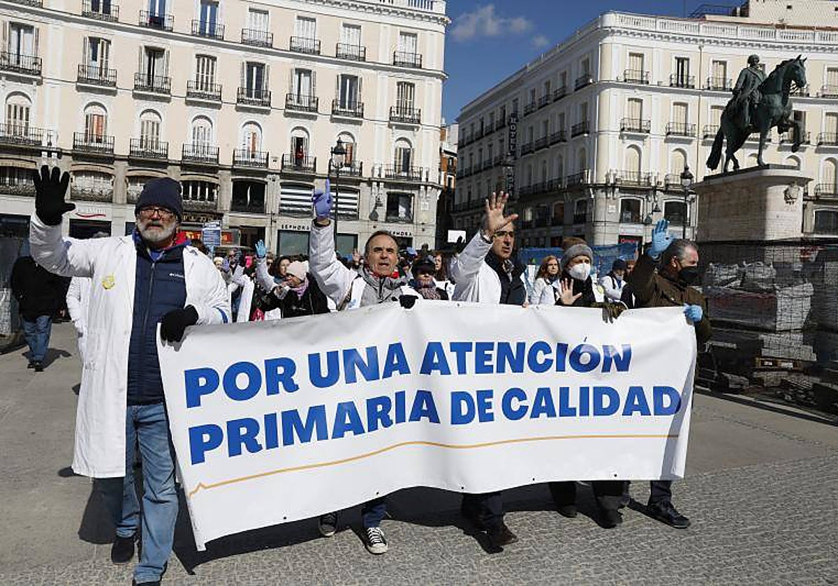 Protesta de médicos ayer en Madrid
