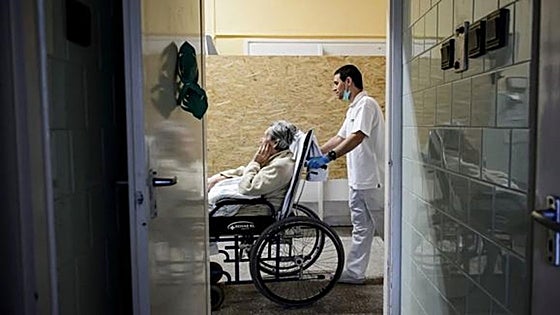 Abierto el plazo para casi 6.000 plazas de oposiciones del SAS: así puedes inscribirte