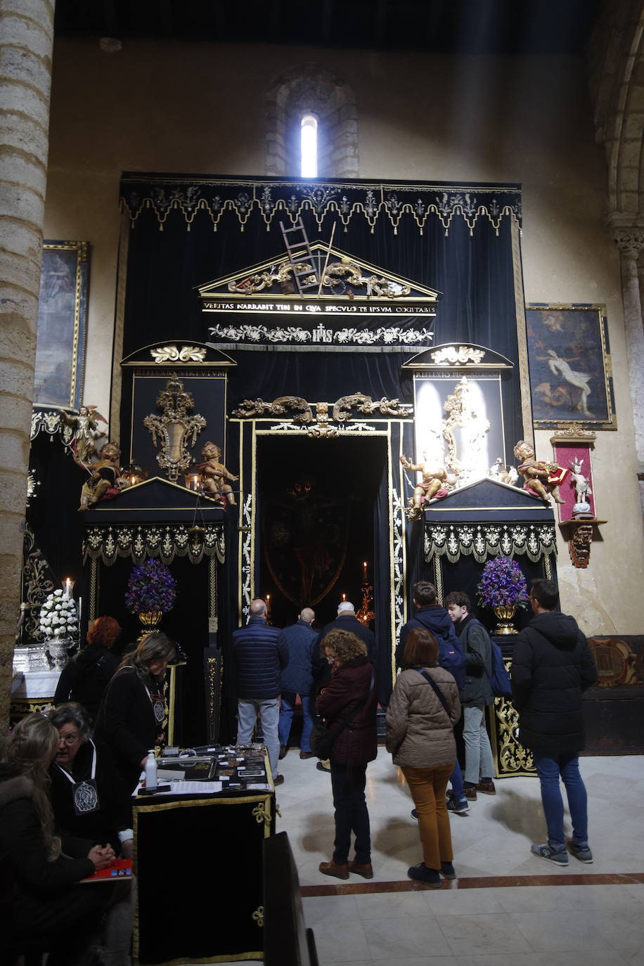 Las veneraciones del primer viernes de marzo en Córdoba, en imágenes