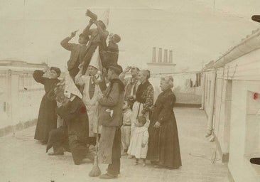 El eclipse de Sol que siguieron los madrileños en 1905 con cristales ahumados