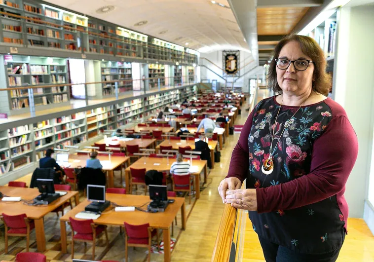 María Dolores Cristobal: «La biblioteca regional debe ser el lugar en el que todos quieran permanecer»