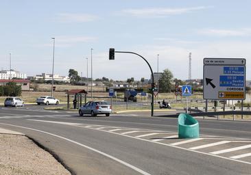 El Gobierno lleva años admitiendo por escrito que debe reactivar la Variante Oeste de Córdoba con un nuevo proyecto