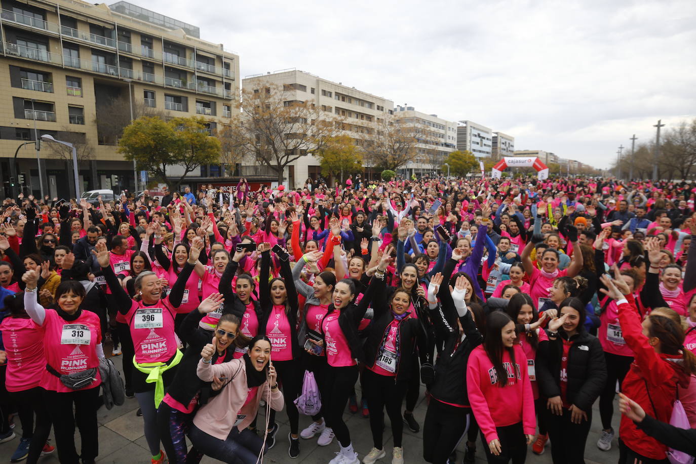 La populosa &#039;Pink Running&#039; en Córdoba, en imágenes