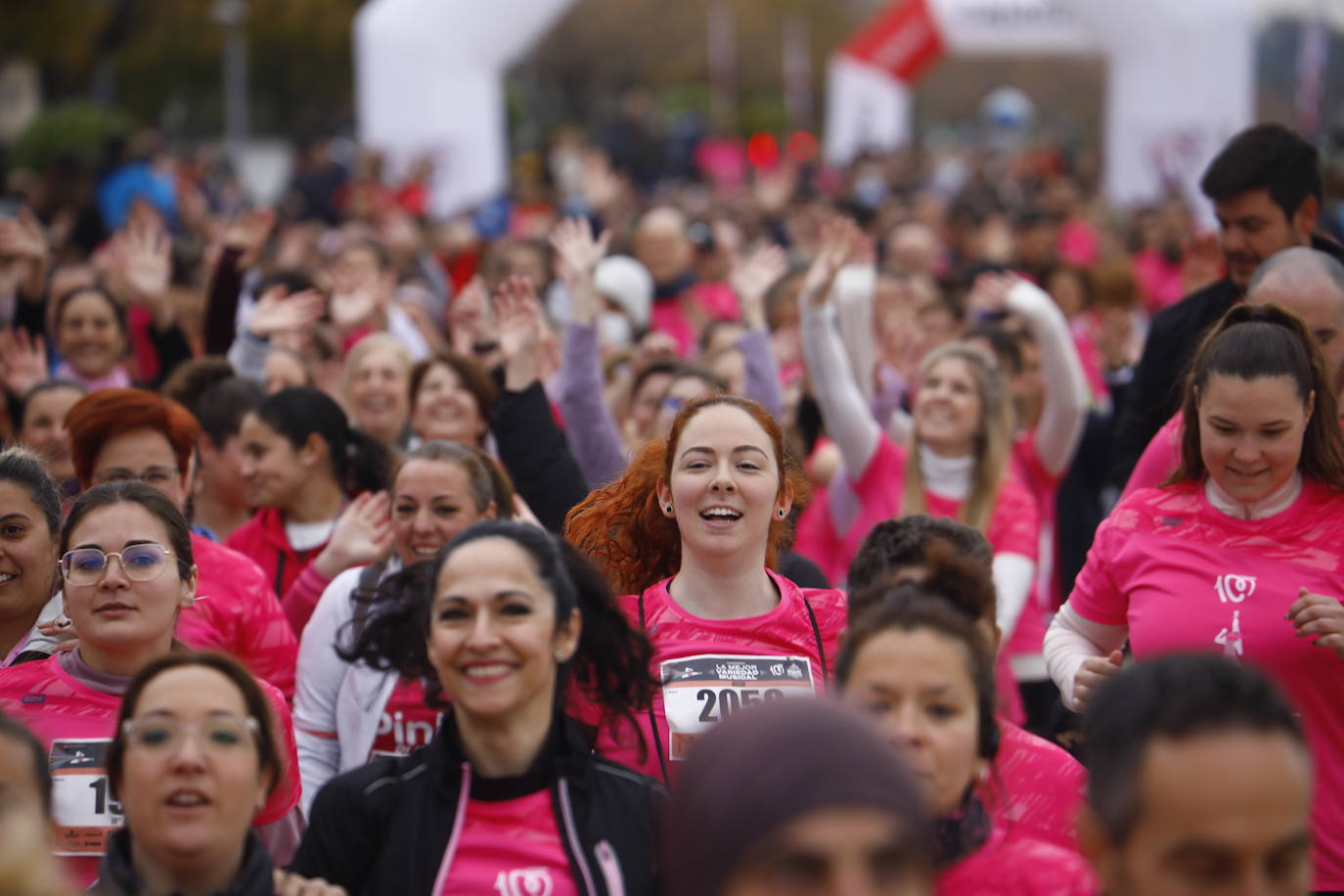 La populosa &#039;Pink Running&#039; en Córdoba, en imágenes