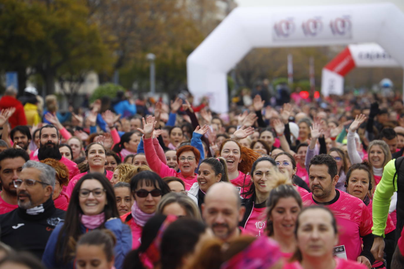 La populosa &#039;Pink Running&#039; en Córdoba, en imágenes
