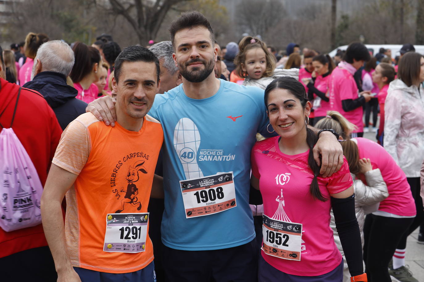 La populosa &#039;Pink Running&#039; en Córdoba, en imágenes