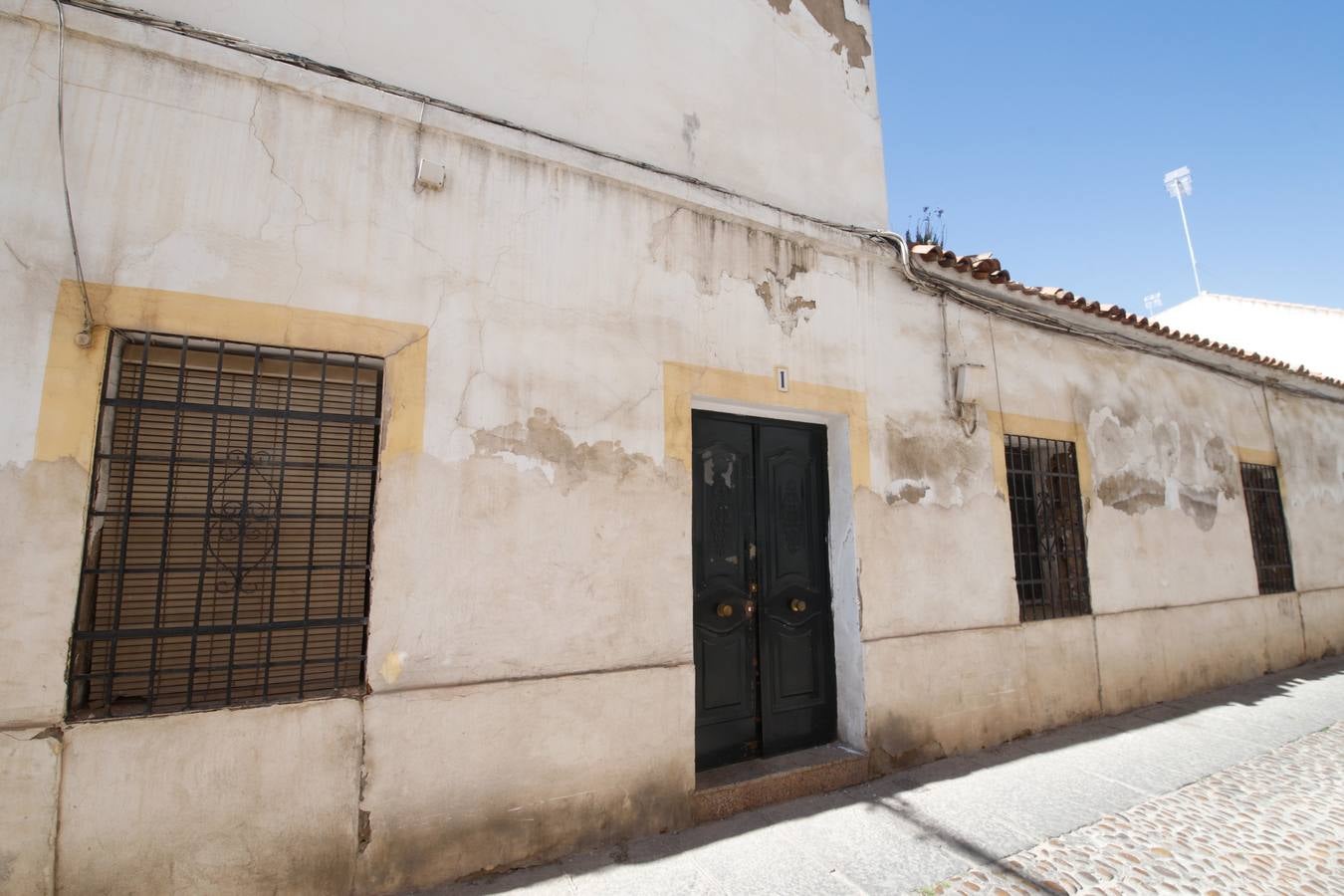 El deterioro de San Agustín y el riesgo de las casas okupas, en imágenes