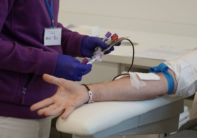Los hospitales necesitan sangre de manera urgente de los grupos A+, A-, 0- y 0+