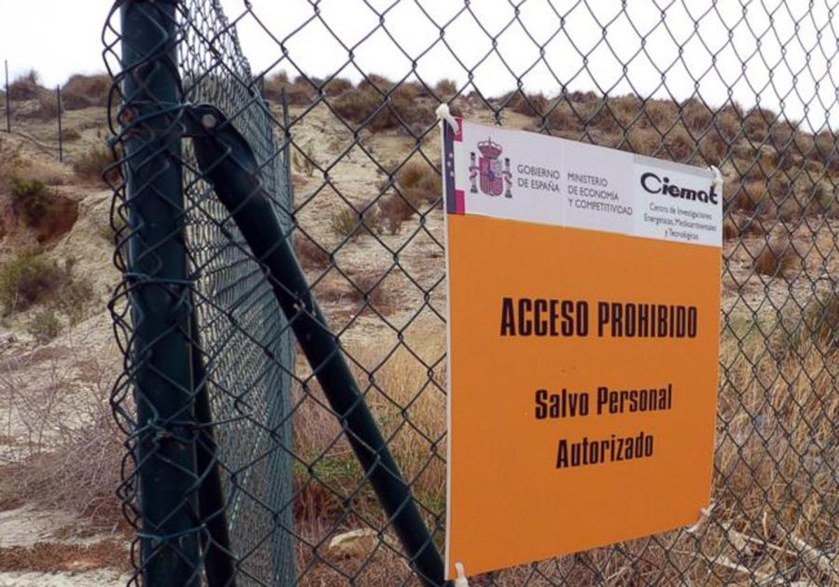 Terrenos delimitados por radioactividad en Palomares, Almería.