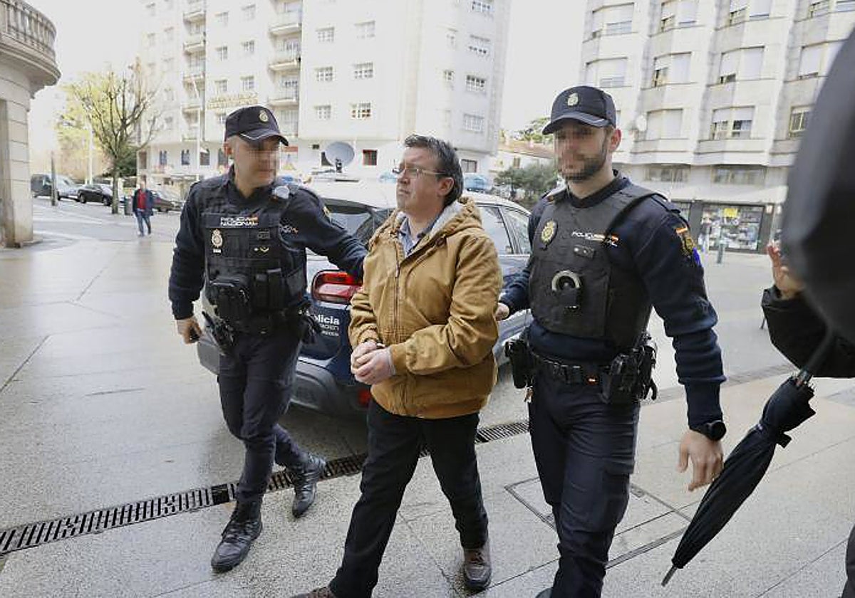 José Luis Abet, conducido el lunes por la Policía ante la Audiencia Provincial de Pontevedra
