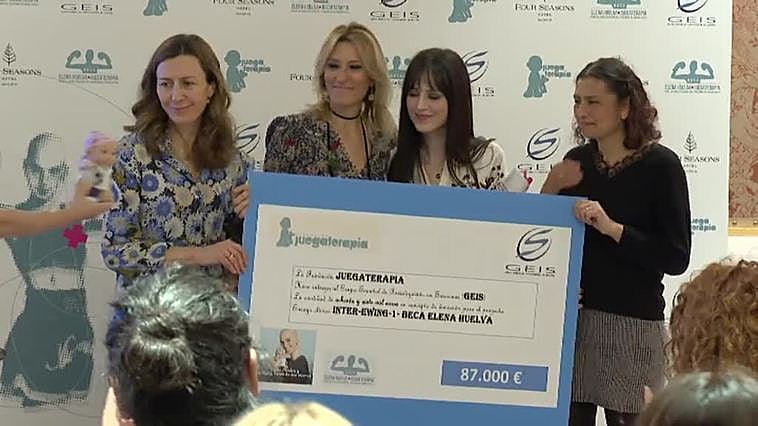 La beca "Elena Huelva" financia una investigación sobre el sarcoma de Ewing