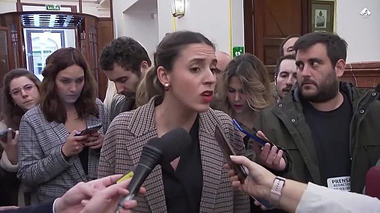 Montero acusa al PSOE de "darse la mano" con PP y VOX para la reforma de la 'ley del solo sí es sí'