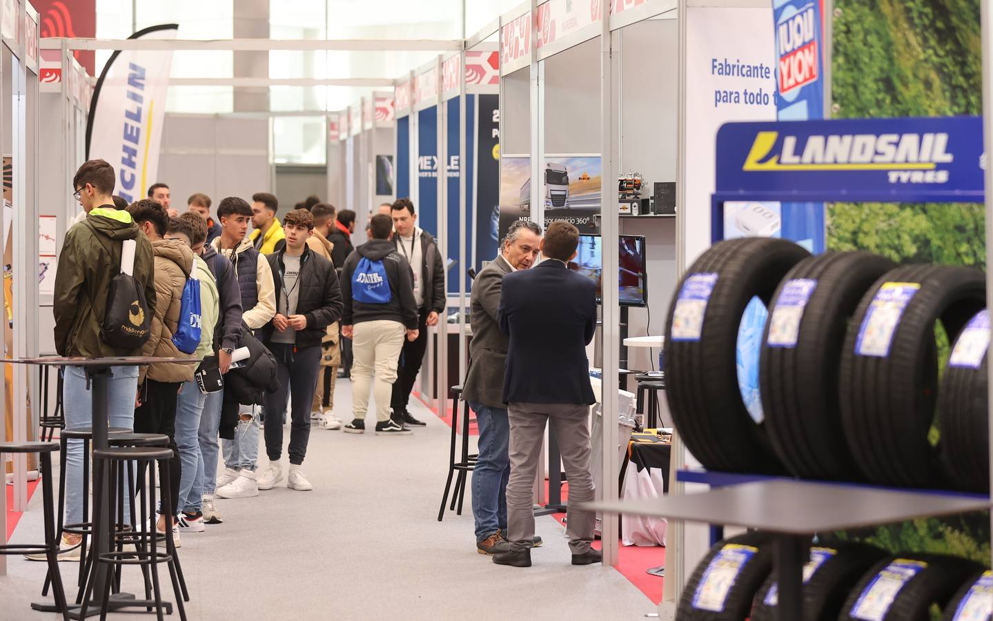 La Feria del Grupo Peña en Córdoba y el estreno del CEFCC, en imágenes