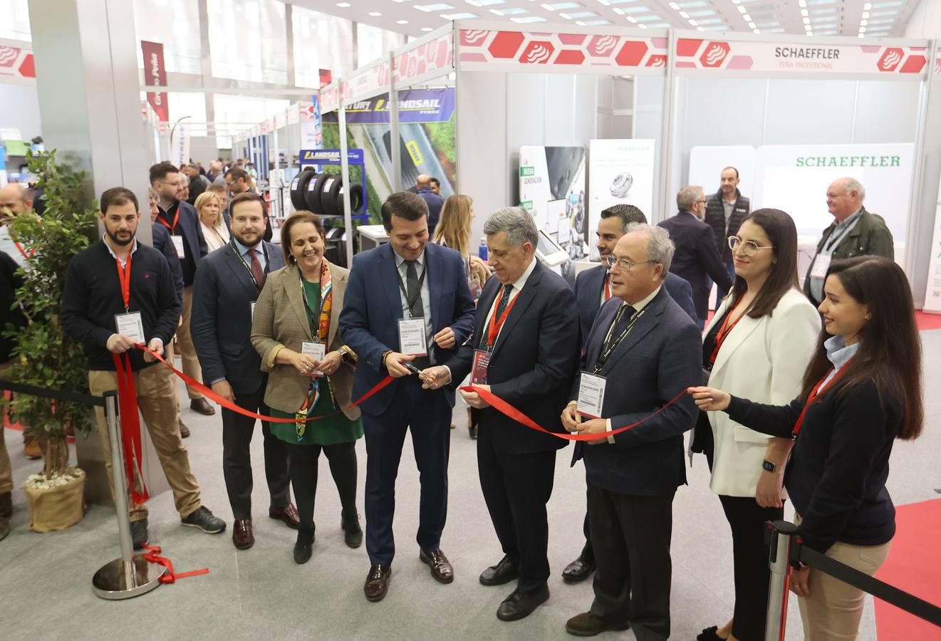 La Feria del Grupo Peña en Córdoba y el estreno del CEFCC, en imágenes