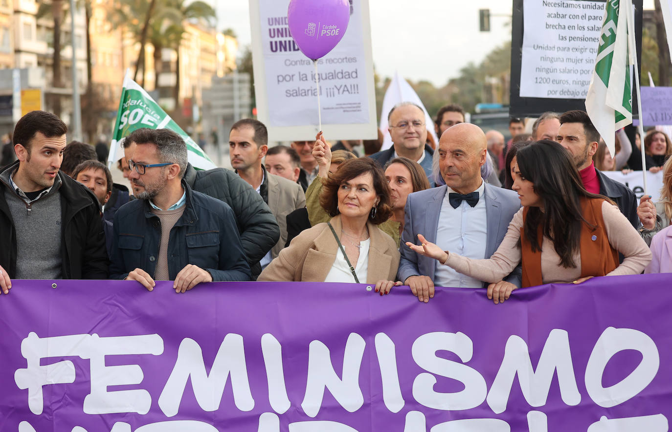 La reivindicativa manifestación del 8-M en Córdoba, en imágenes