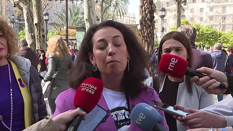 PSOE-A exige a Moreno que "acabe con sus recortes" en igualdad y dé a las mujeres "derechos"