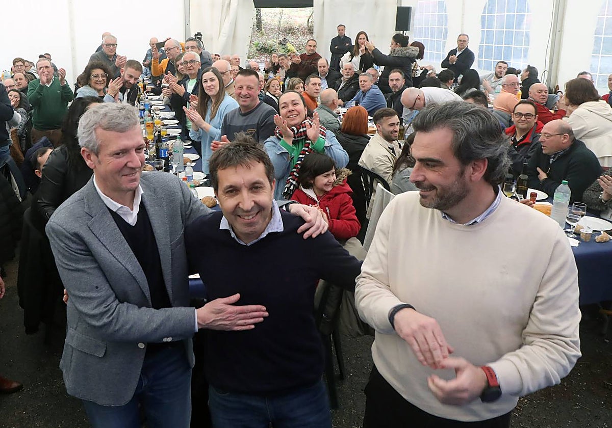 Rueda y Calvo, este sábado con el candidato en Negreira, Rubén Suárez