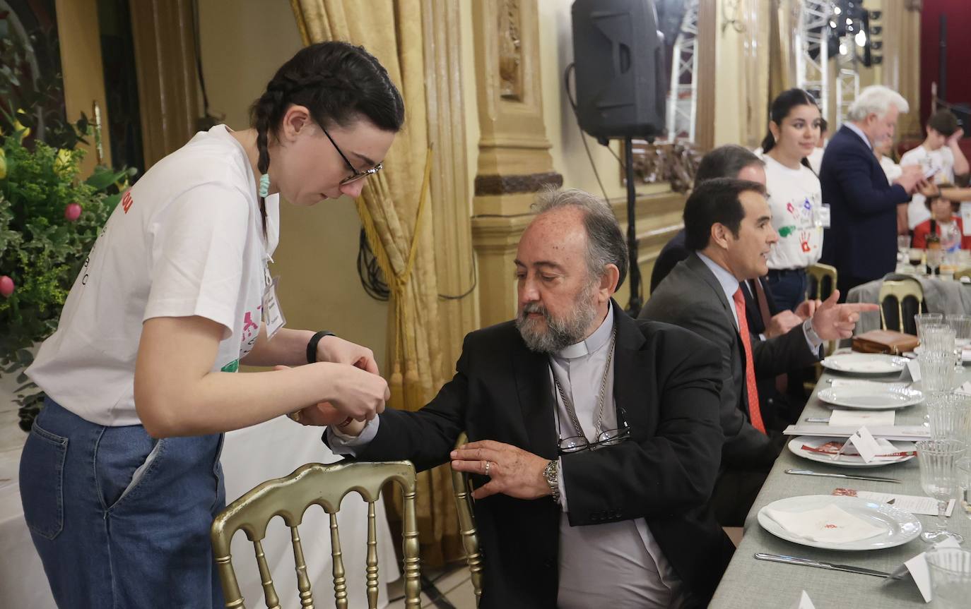 El almuerzo solidario de la Fundación Bangassou, en imágenes