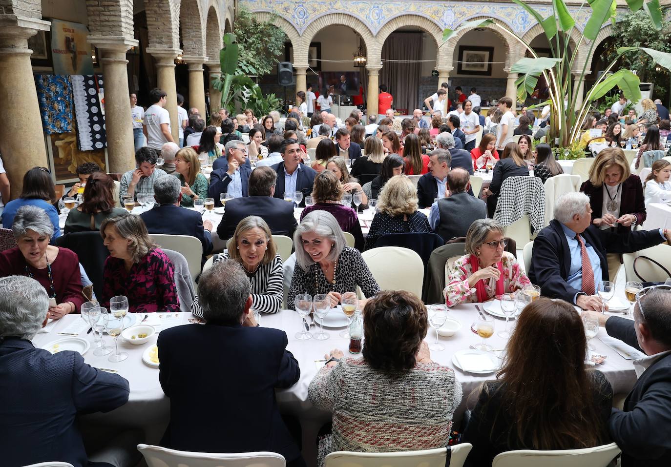 El almuerzo solidario de la Fundación Bangassou, en imágenes