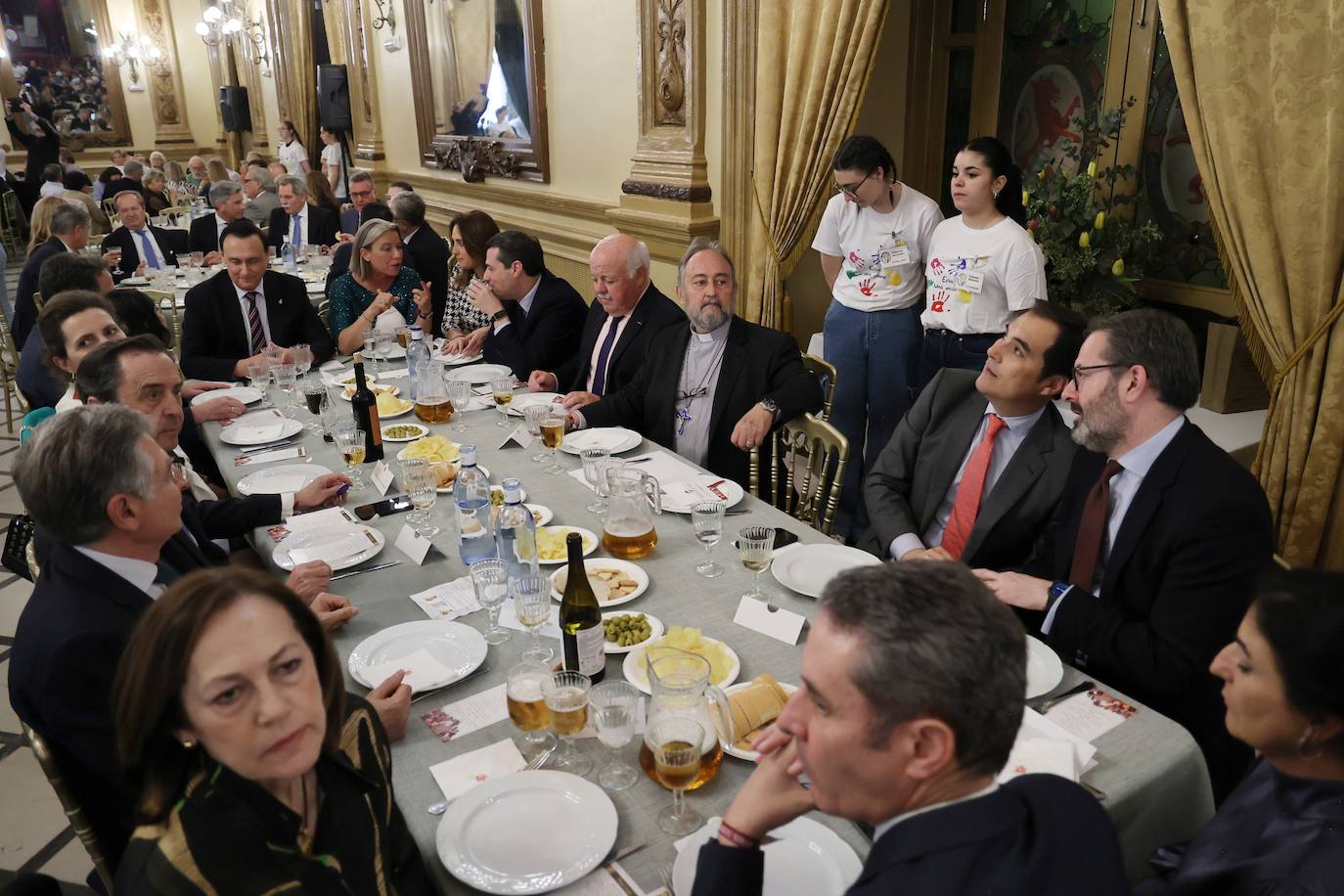 El almuerzo solidario de la Fundación Bangassou, en imágenes