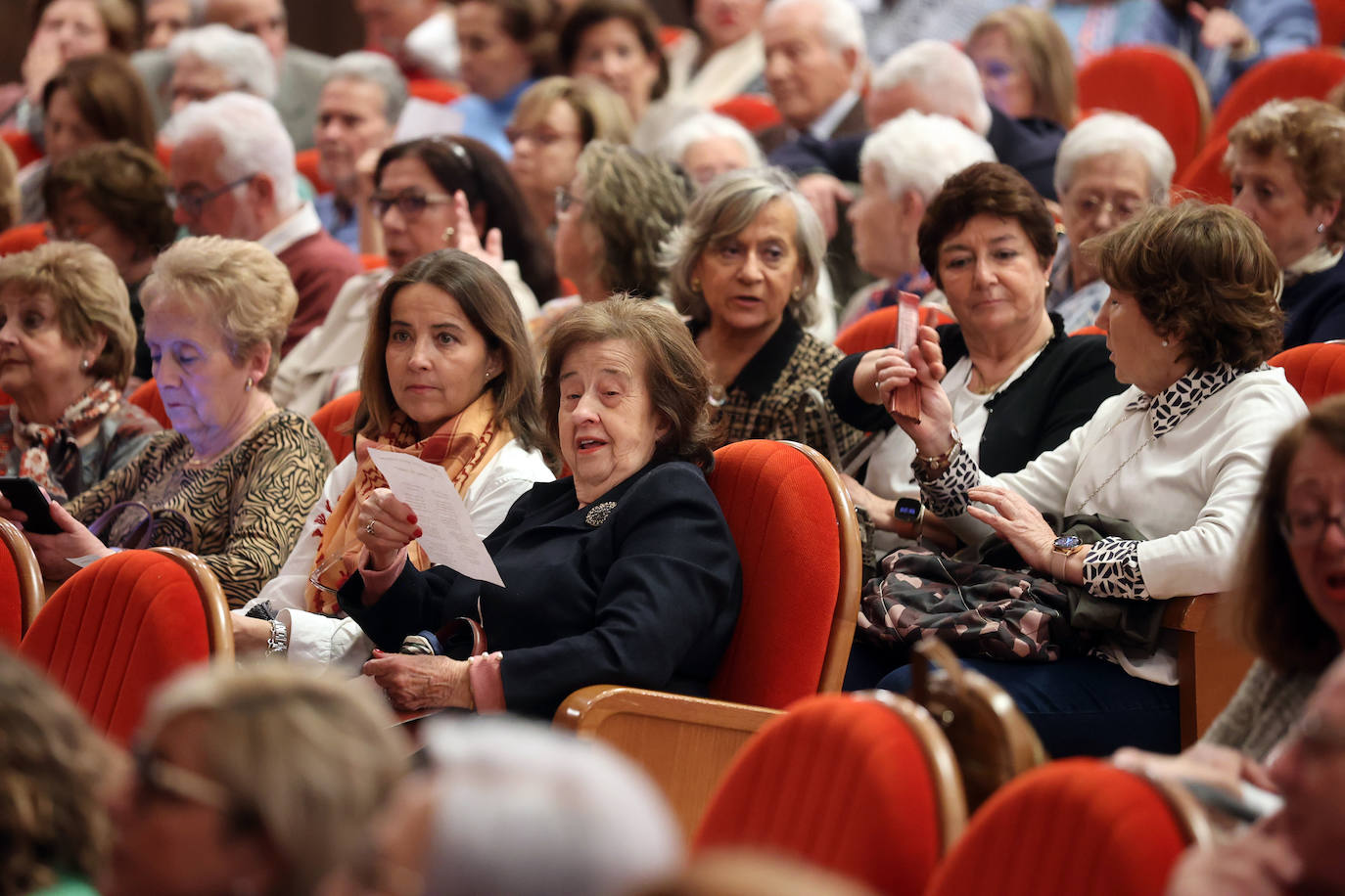 El concierto de Tuna España en el Gran Teatro de Córdoba, en imágenes