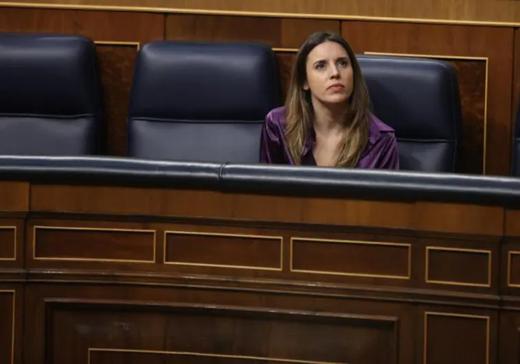 Irene Montero se 'bunkeriza' en Igualdad mientras el PSOE la desacredita