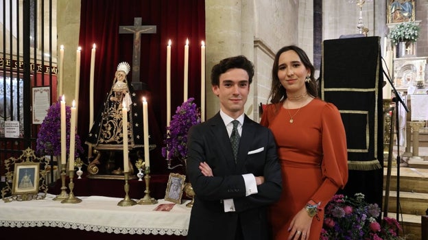 Raúl Muñoz, con su presentadora, Carmen García Cañas