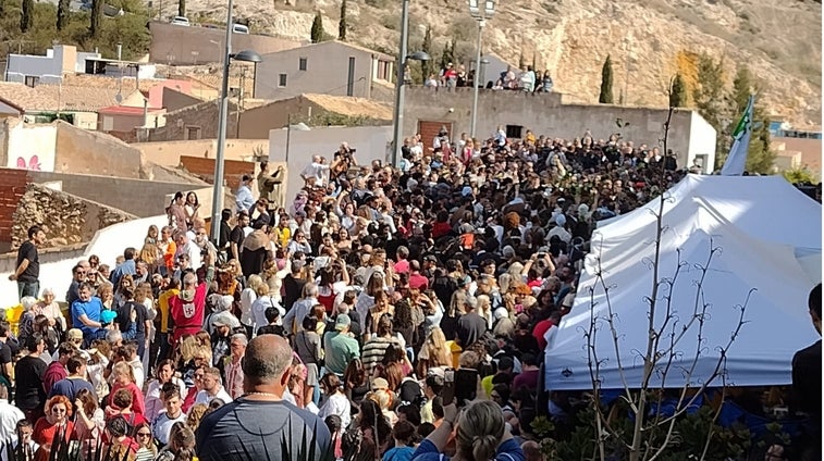 Villena viaja al medievo con la divertida Batalla de las Lechugas