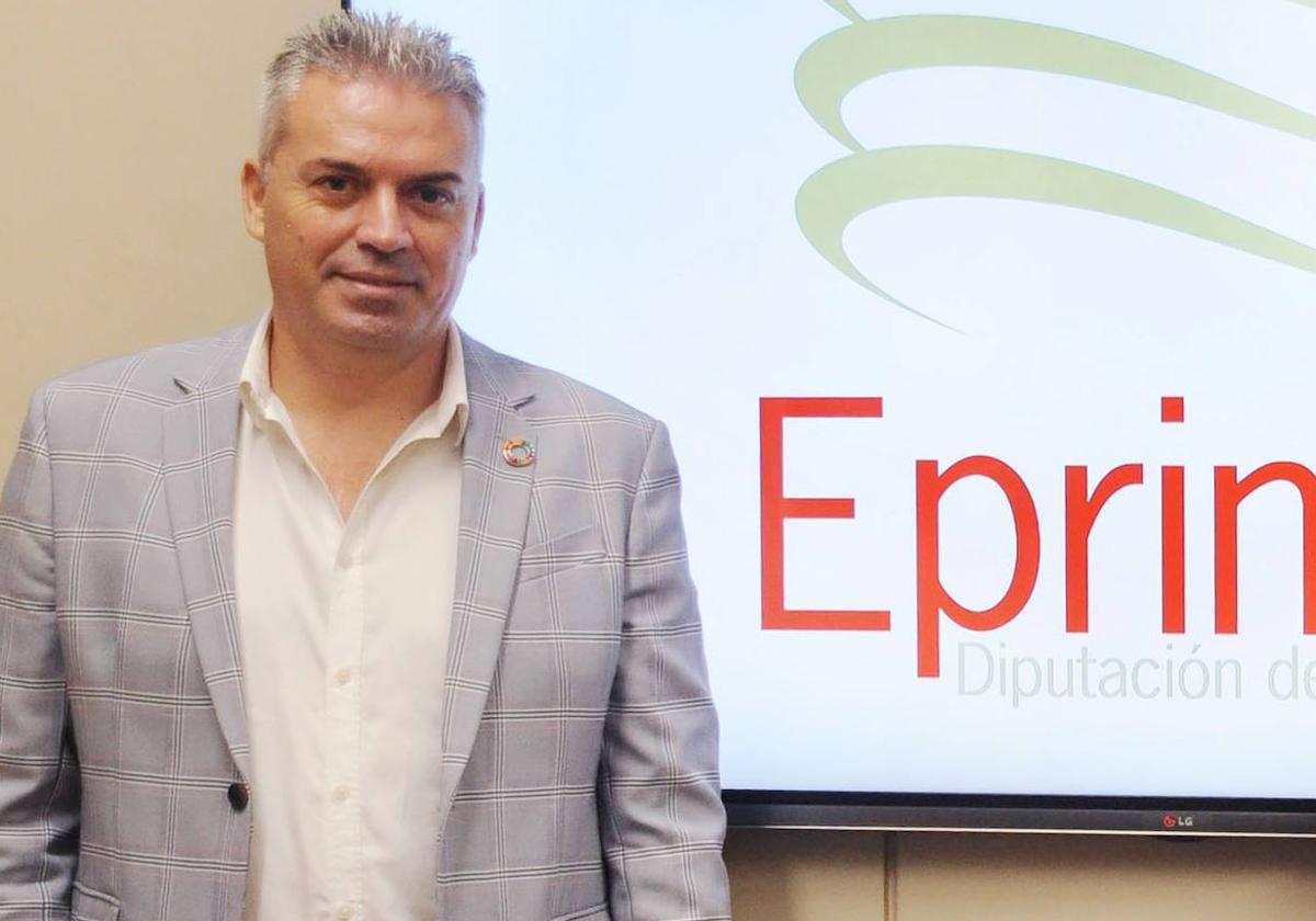 El presidente de Eprinsa, el diputado provincial Víctor Montoro