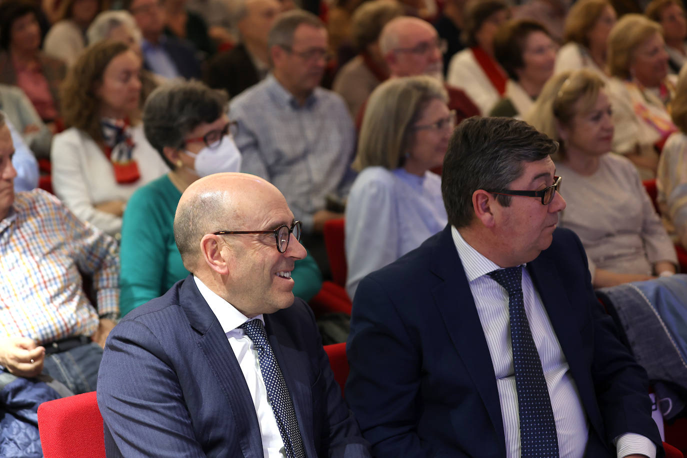 El Foro Cultural de ABC Córdoba con Juan Eslava Galán, en imágenes