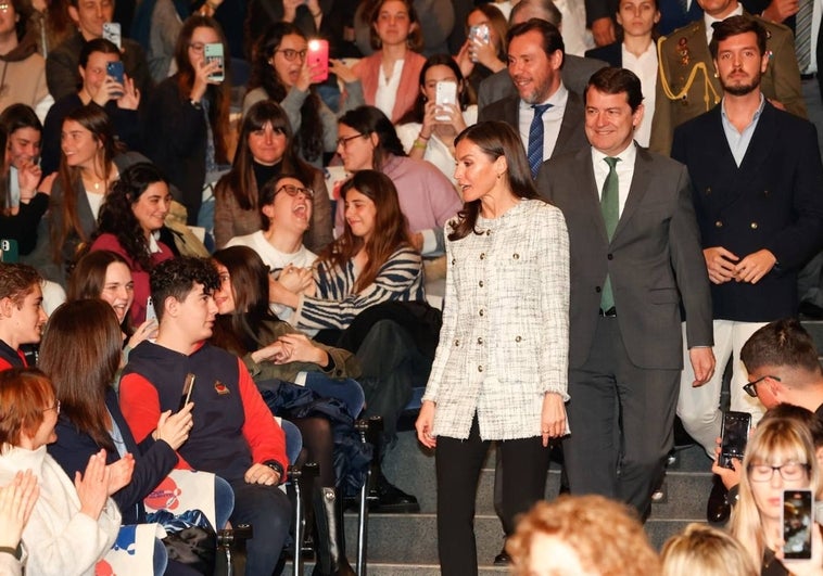 La Reina Letizia preside en Valladolid el acto de proclamación del Premio Princesa de Girona