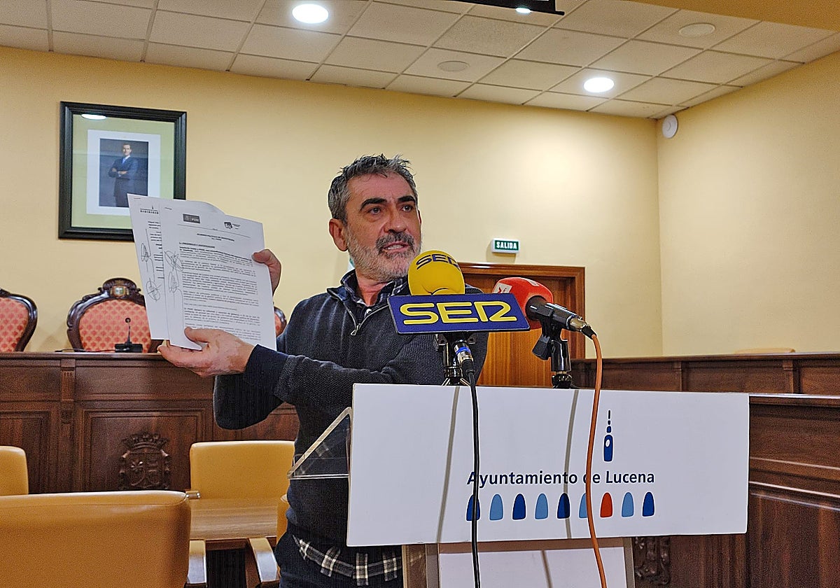 El portavoz municipal de Lucena, Miguel Vila